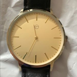 Water resistant fancy quartz watch.